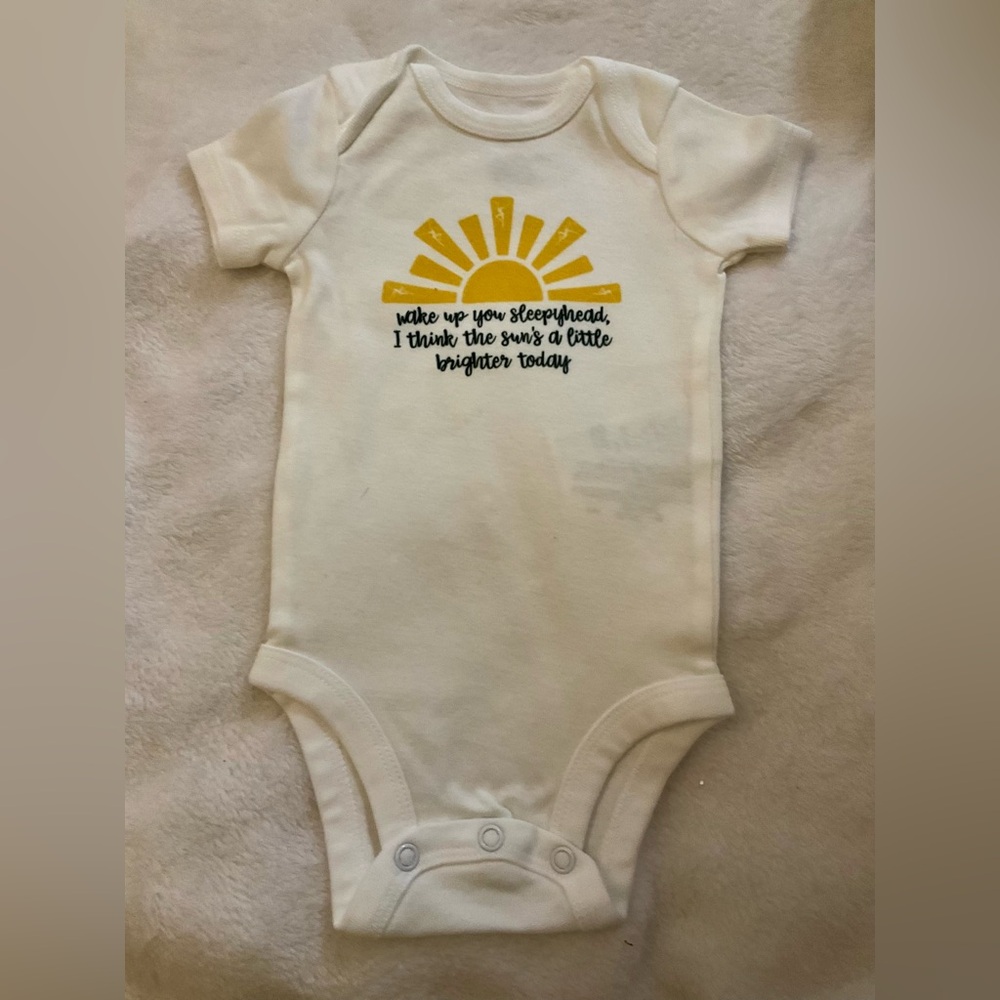🔥Dave Matthew’s Band Yellow Sunburst - Baby Onesie 🔥 (4 for $15 Bundle)